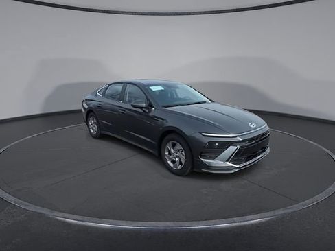 New 2026 Hyundai Sonata SE image 2