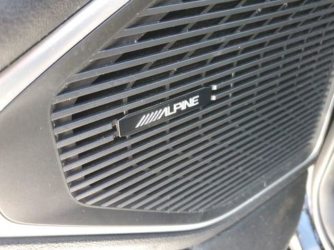 Used 2023 Jeep Wagoneer Base w/ Convenience Group I image 5