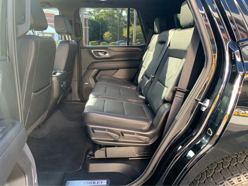 Used 2021 Chevrolet Tahoe Z71 w/ Z71 Signature Package image 22