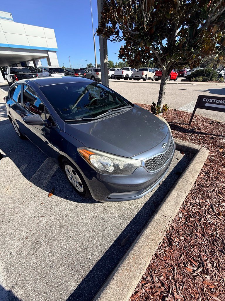 Used 2016 Kia Forte LX FWD image 1