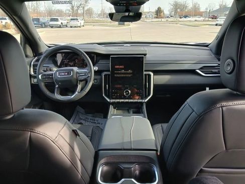 New 2026 GMC Acadia Elevation w/ Elevation Premium Package AWD/4WD image 22