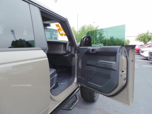 Used 2025 Ford Bronco Badlands AWD/4WD image 45