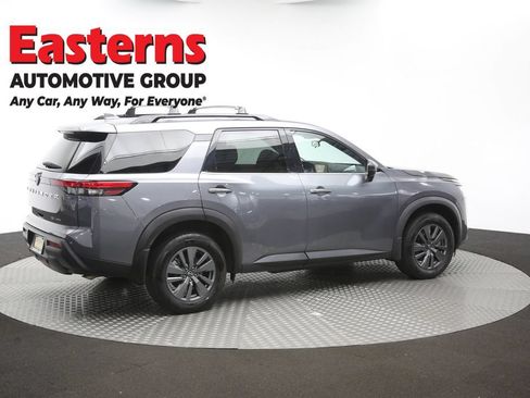 Used 2024 Nissan Pathfinder SV AWD/4WD image 44