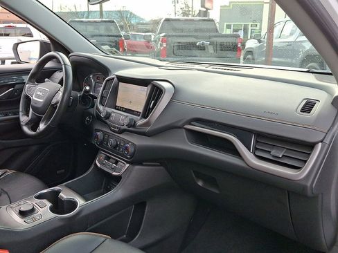 Used 2022 GMC Terrain AT4 w/ Infotainment Package II image 30