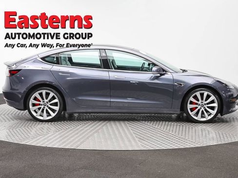 Used 2018 Tesla Model 3 Performance AWD/4WD image 4