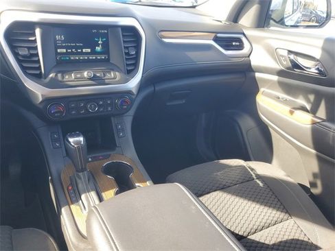 Used 2017 GMC Acadia SLE w/ Driver Alert Package I image 12