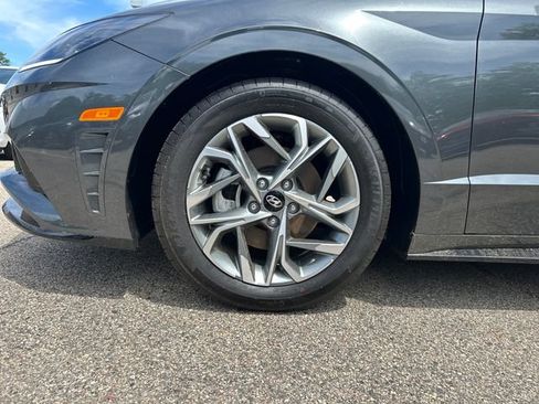 Certified 2023 Hyundai Sonata SEL FWD image 11