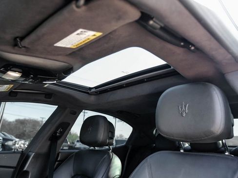 Used 2023 Maserati Ghibli Modena image 22