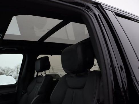 Used 2024 Jeep Wagoneer Series II w/ Convenience Group I image 29