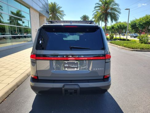 Used 2024 Lexus GX 550 w/ Accessory Package (Z1) AWD/4WD image 5