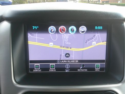 Used 2018 GMC Yukon SLT image 23