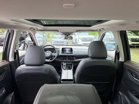 Certified 2023 Nissan Rogue SV w/ SV Premium B Package AWD/4WD image 37