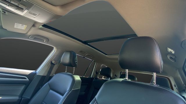 Used 2023 Volkswagen Atlas SE w/ Panoramic Sunroof Package AWD/4WD image 12