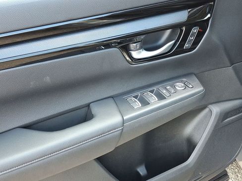 Used 2023 Honda CR-V EX-L image 29