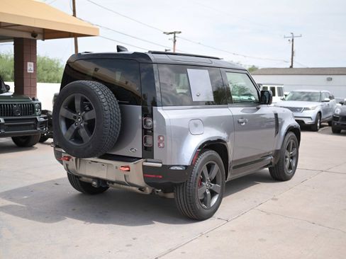 Used 2021 Land Rover Defender 90 X image 4