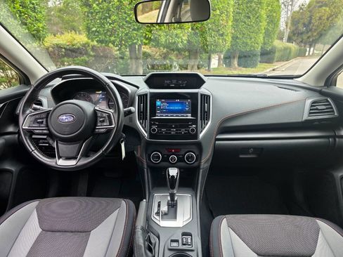 Used 2020 Subaru Crosstrek 2.0i Premium image 14