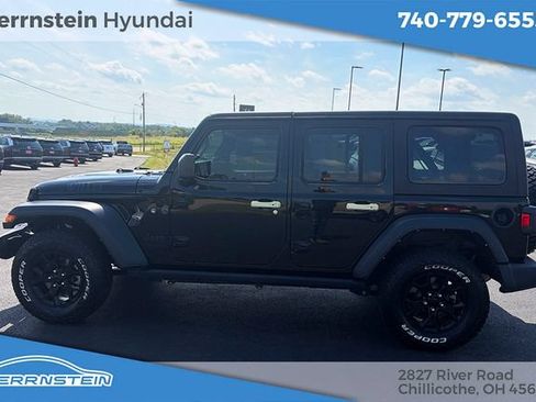 Used 2022 Jeep Wrangler Unlimited Sport AWD/4WD image 4