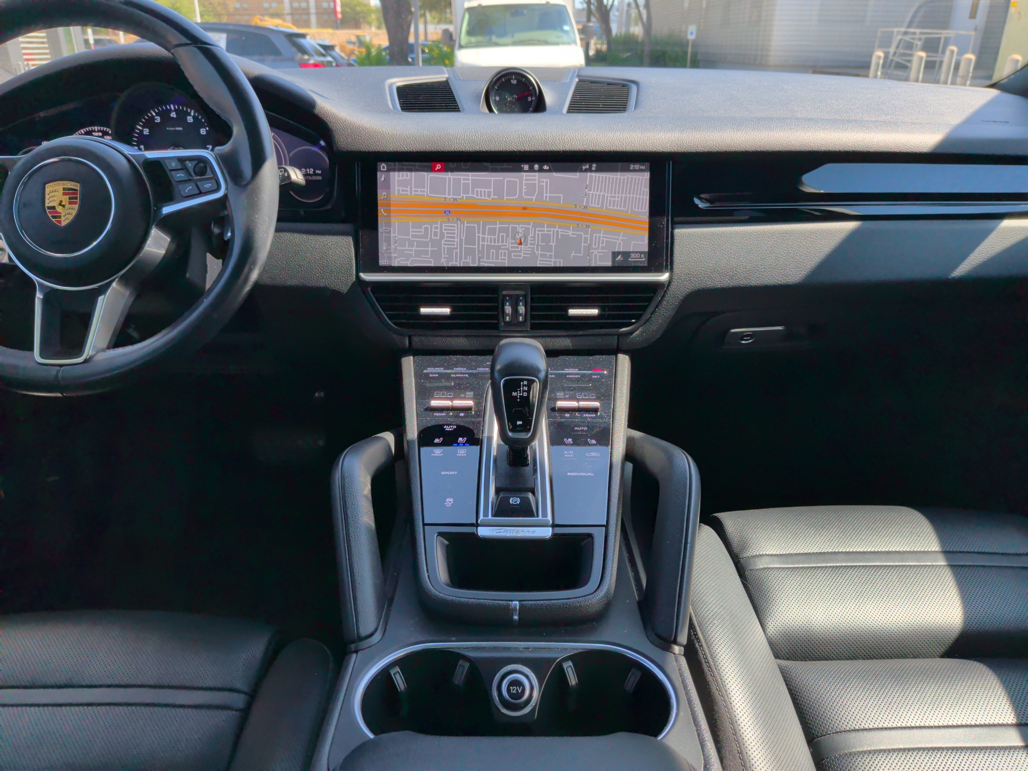 Used 2020 Porsche Cayenne AWD/4WD image 28