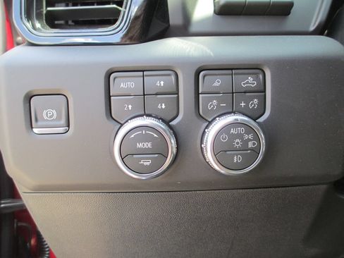 New 2026 GMC Sierra 2500 AT4X AWD/4WD image 18