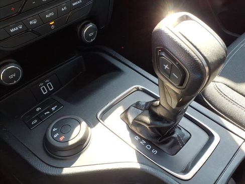 Used 2019 Ford Ranger XLT w/ Equipment Group 301A Mid image 22