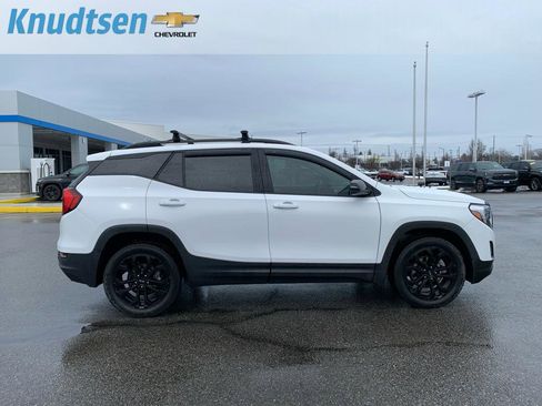 Used 2020 GMC Terrain SLT w/ Preferred Package image 8