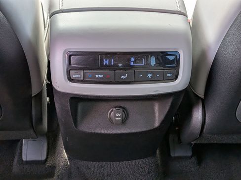 Used 2024 Hyundai Palisade SEL image 32