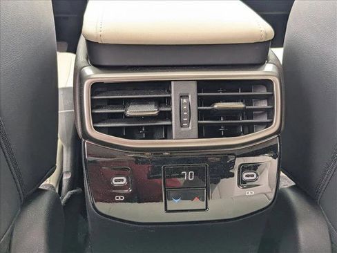 Used 2024 Lexus RX 350h image 16