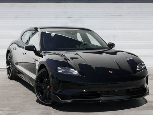 New 2025 Porsche Taycan 4S image 58