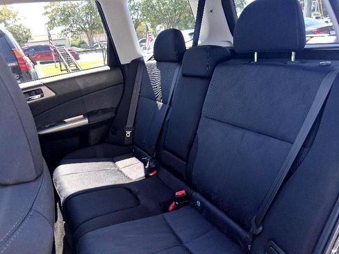 Used 2010 Subaru Forester 2.5X Premium image 16