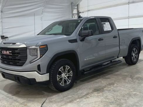 Used 2025 GMC Sierra 1500 Pro w/ Pro Value Package AWD/4WD image 8