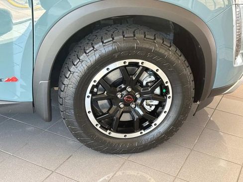 New 2026 Nissan Pathfinder Rock Creek image 9