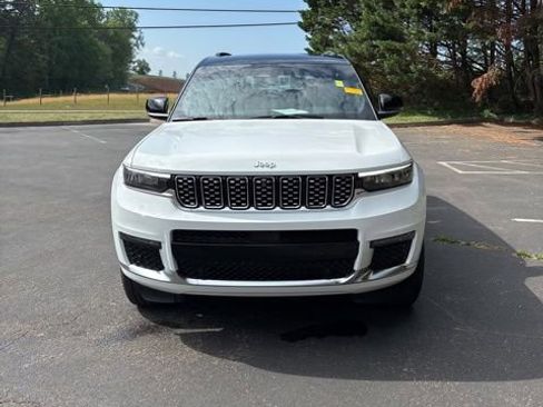 Used 2025 Jeep Grand Cherokee L Summit image 2