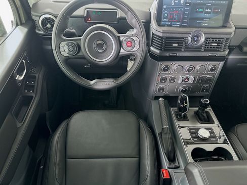 New 2025 INEOS Grenadier Fieldmaster Edition AWD/4WD image 15