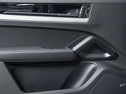 New 2026 Porsche Cayenne AWD image 6