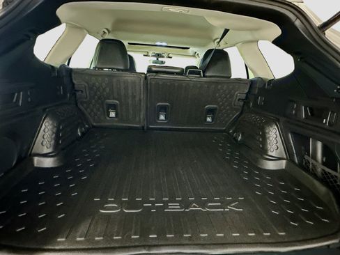 Used 2023 Subaru Outback Limited XT image 31