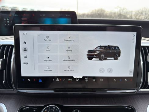 New 2026 Ford Expedition Max Platinum image 40