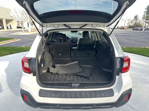 Used 2018 Subaru Outback 2.5i Limited image 32