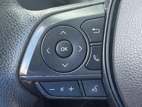 Used 2024 Toyota Corolla LE FWD image 19