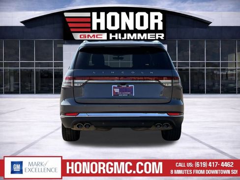 Used 2022 Lincoln Aviator Reserve w/ Equipment Group 201A RWD image 4