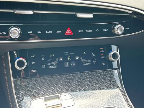 New 2026 Genesis GV70 3.5T Sport Prestige AWD/4WD image 33