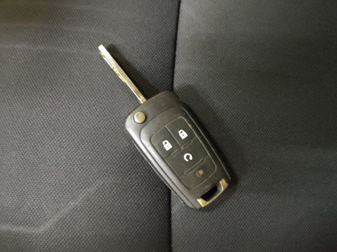 Used 2017 Chevrolet Trax LT FWD image 32