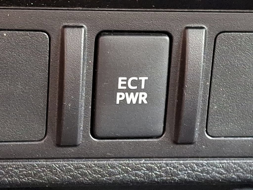 Used 2022 Toyota Tacoma SR RWD image 24