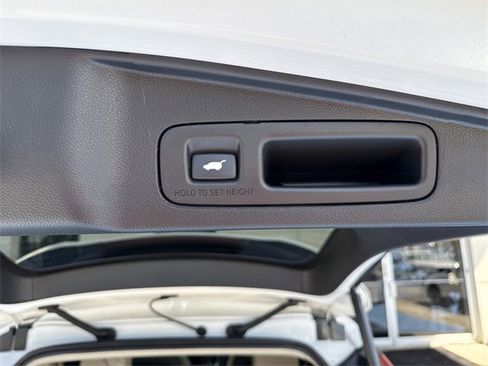 Used 2021 Honda CR-V Touring image 31