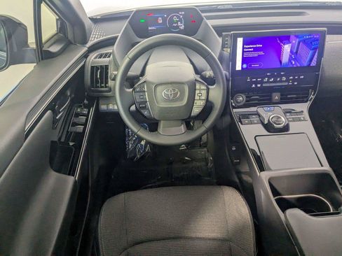 Used 2024 Toyota bZ4X FWD image 39