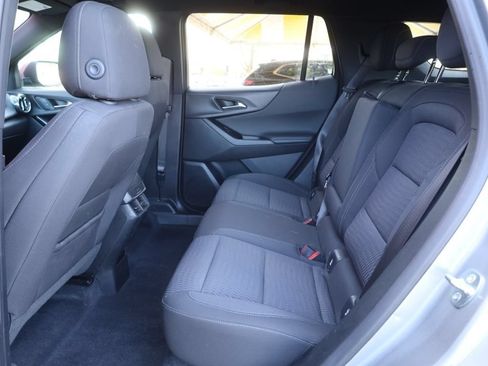 Used 2025 Chevrolet Equinox LT FWD image 19