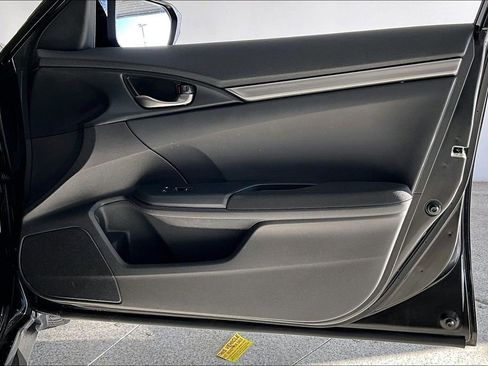 Used 2019 Honda Civic Sport image 22