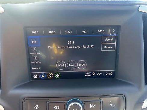 Used 2024 GMC Terrain SLE image 16