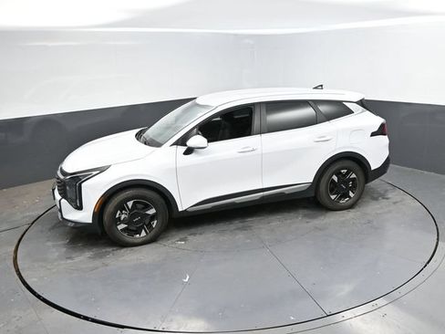 Used 2026 Kia Sportage LX FWD image 42
