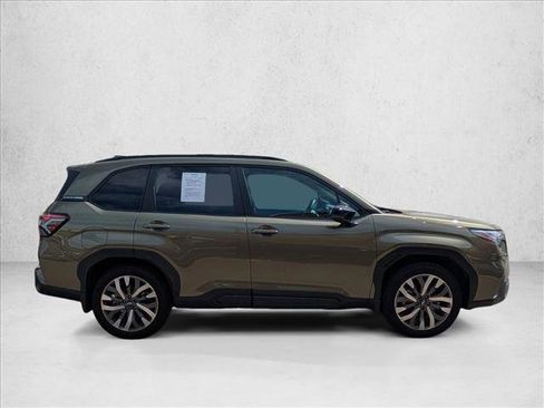 Used 2026 Subaru Forester Touring AWD/4WD image 4