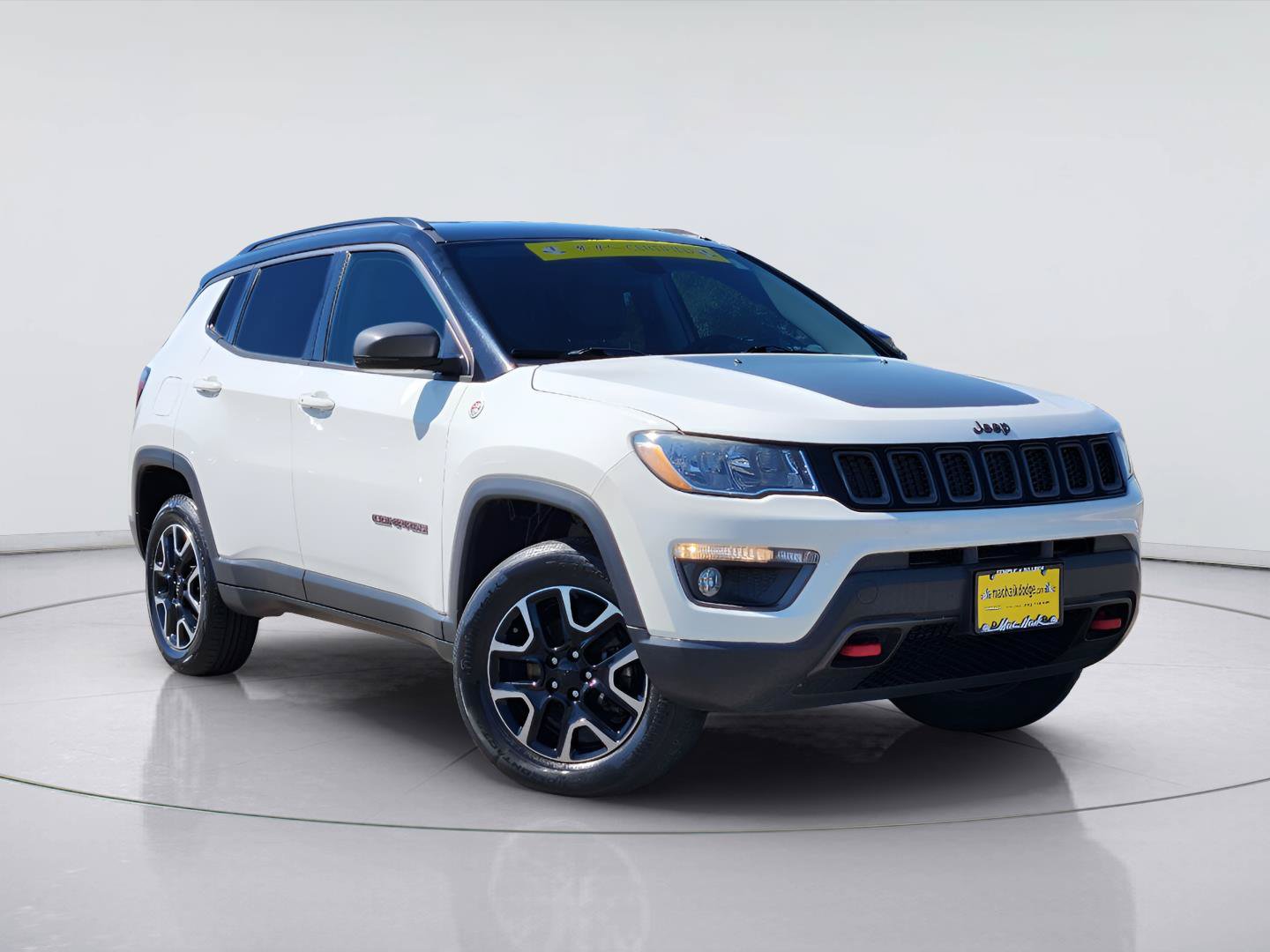 Certified 2019 Jeep Compass Trailhawk AWD/4WD image 1